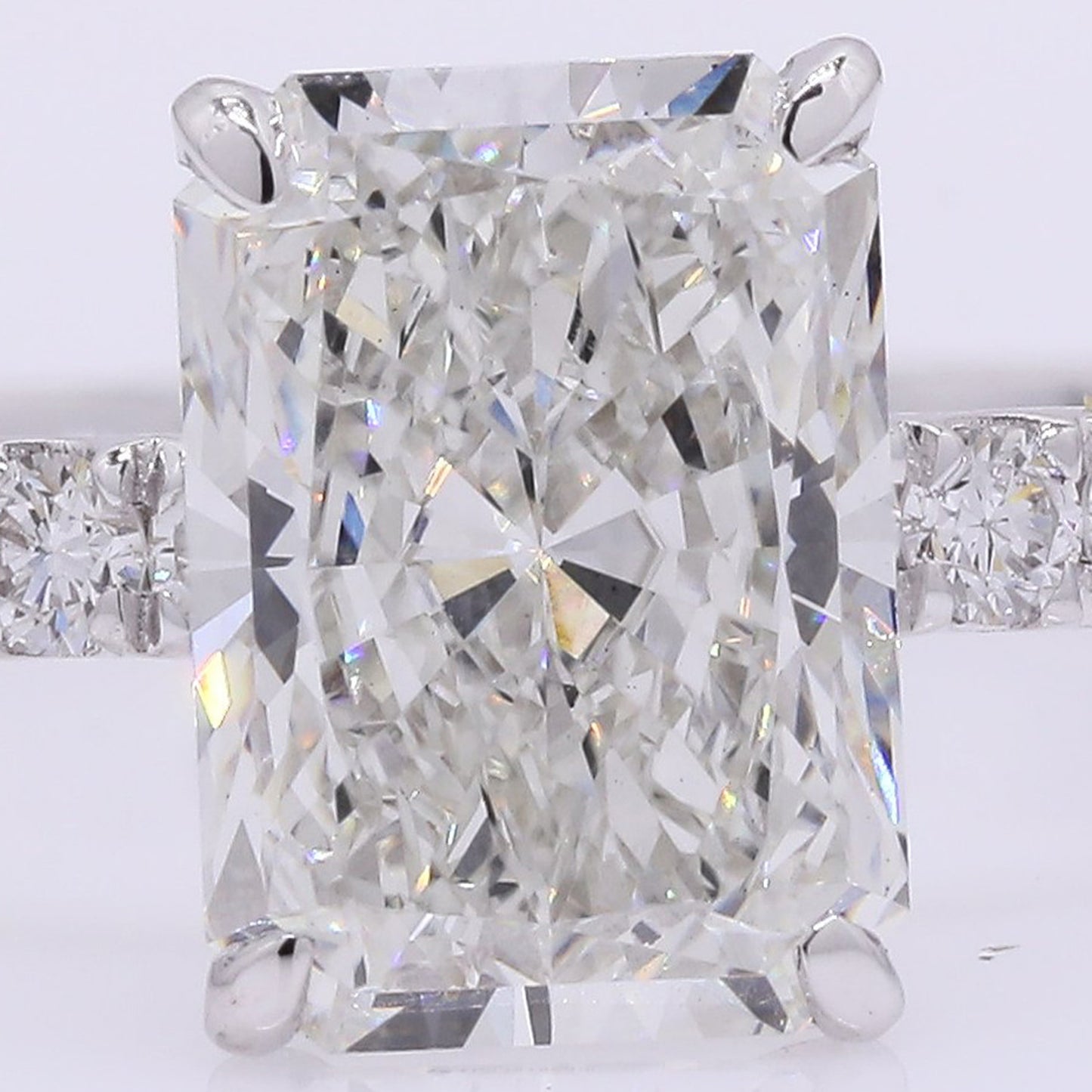 2.26 Carats Lab Grown Diamond 14K Gold Ring