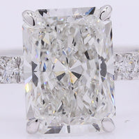 2.26 Carats Lab Grown Diamond 14K Gold Ring