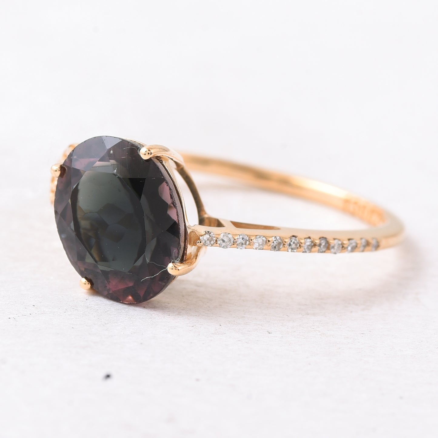 2.62 Ct Oval Mixed Cut Natural Tourmaline 14K Gold Ring