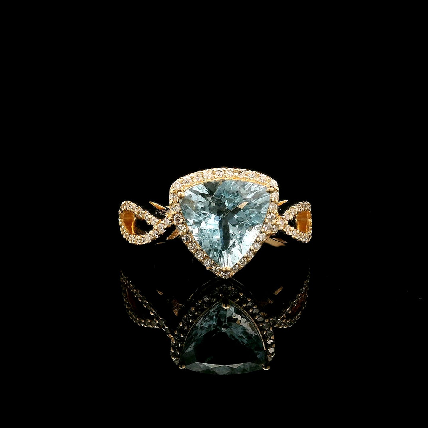 1.99 Ct Triangle Mixed Cut Natural Aquamarine 14K Gold Ring