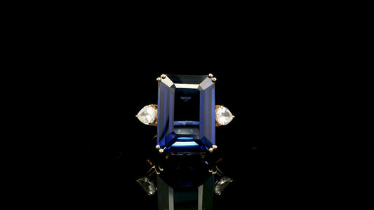 18.91 Ct Octagon Lab Grown Sapphire 14K Gold Ring