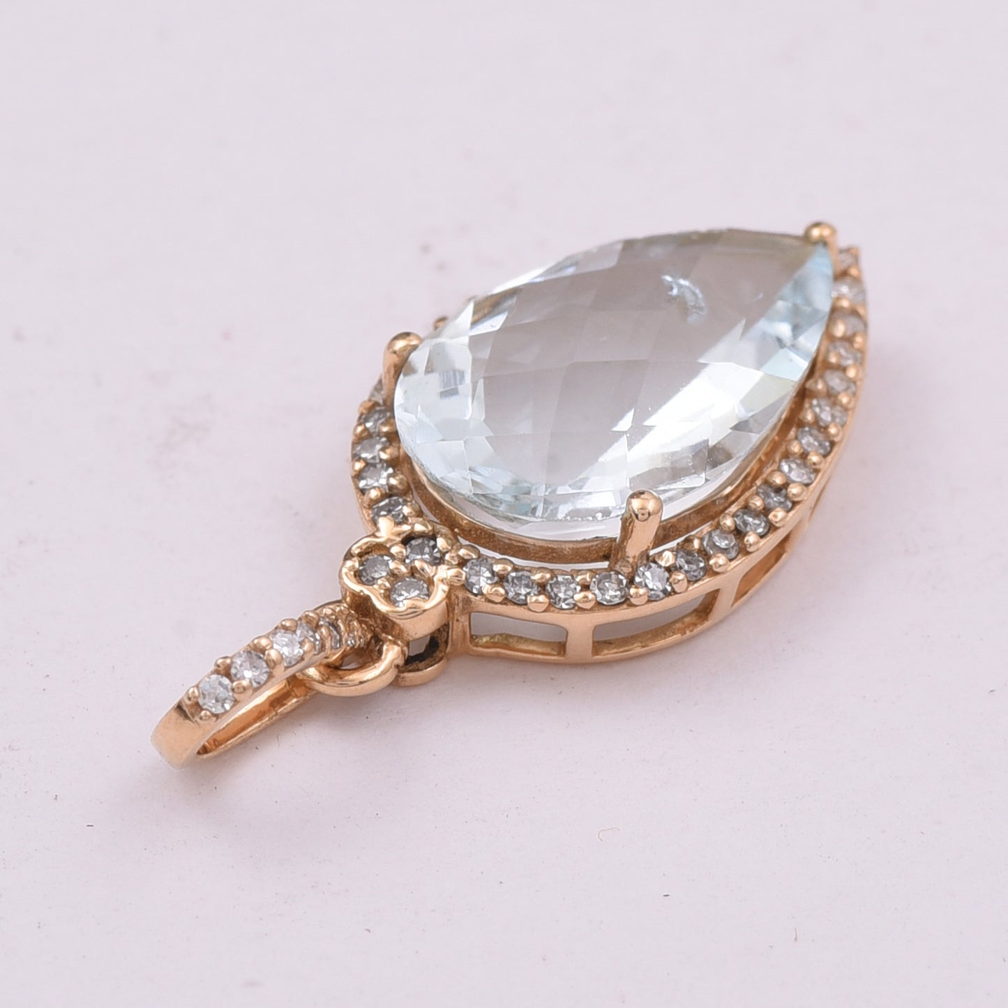 2.31 Ct Pear Mixed Cut Natural Aquamarine 14K Gold Pendant