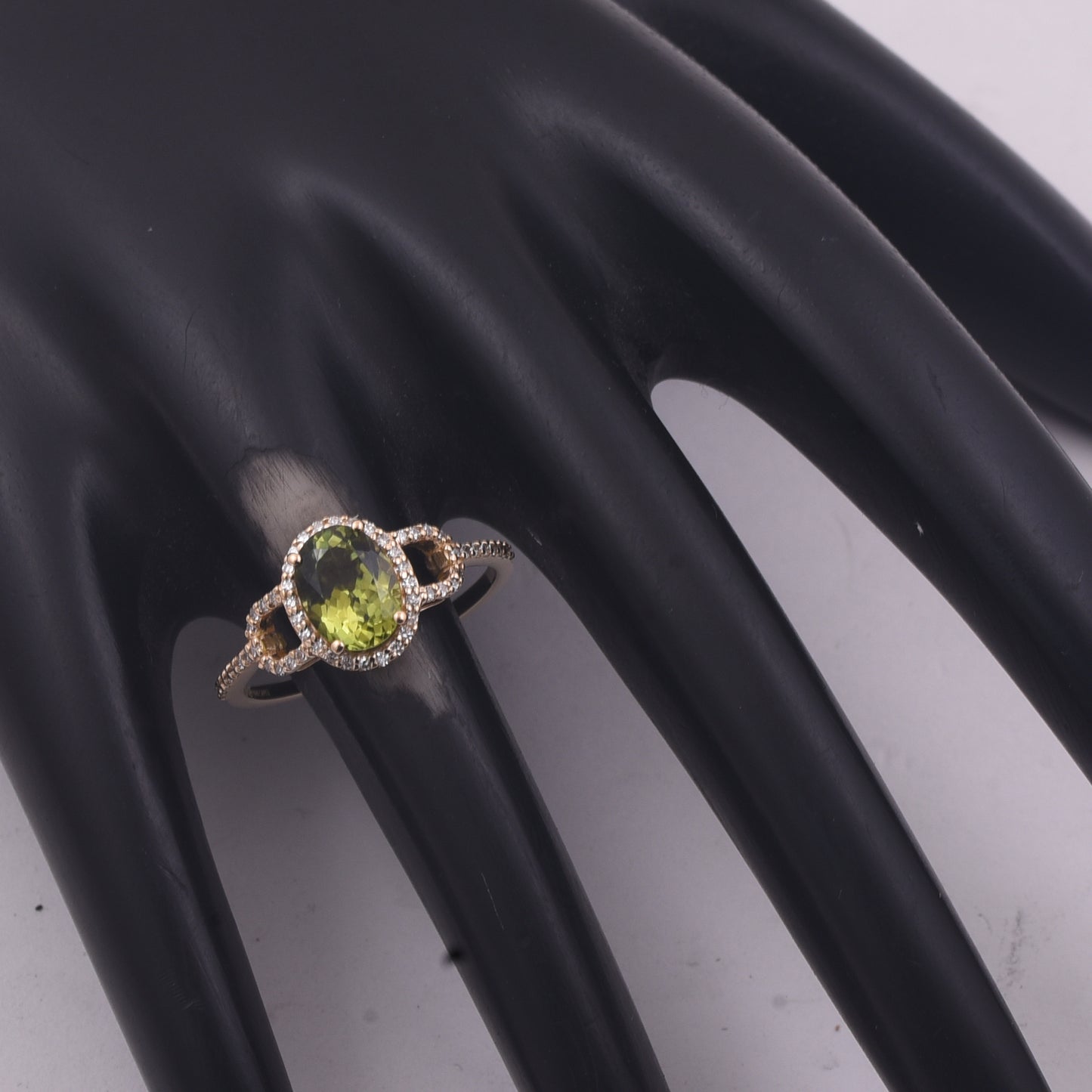 1.49 Ct Oval Mixed Cut Natural Green Tourmaline 14K Gold Ring
