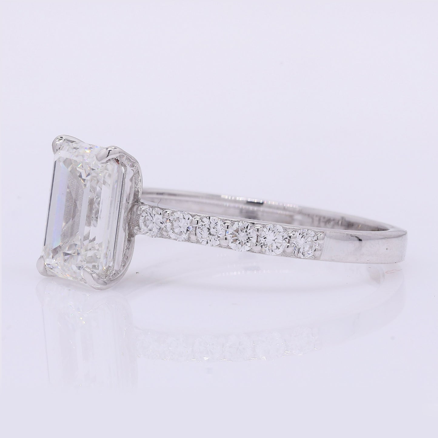 2.21 Carats Lab Grown Diamond 14K Gold Ring