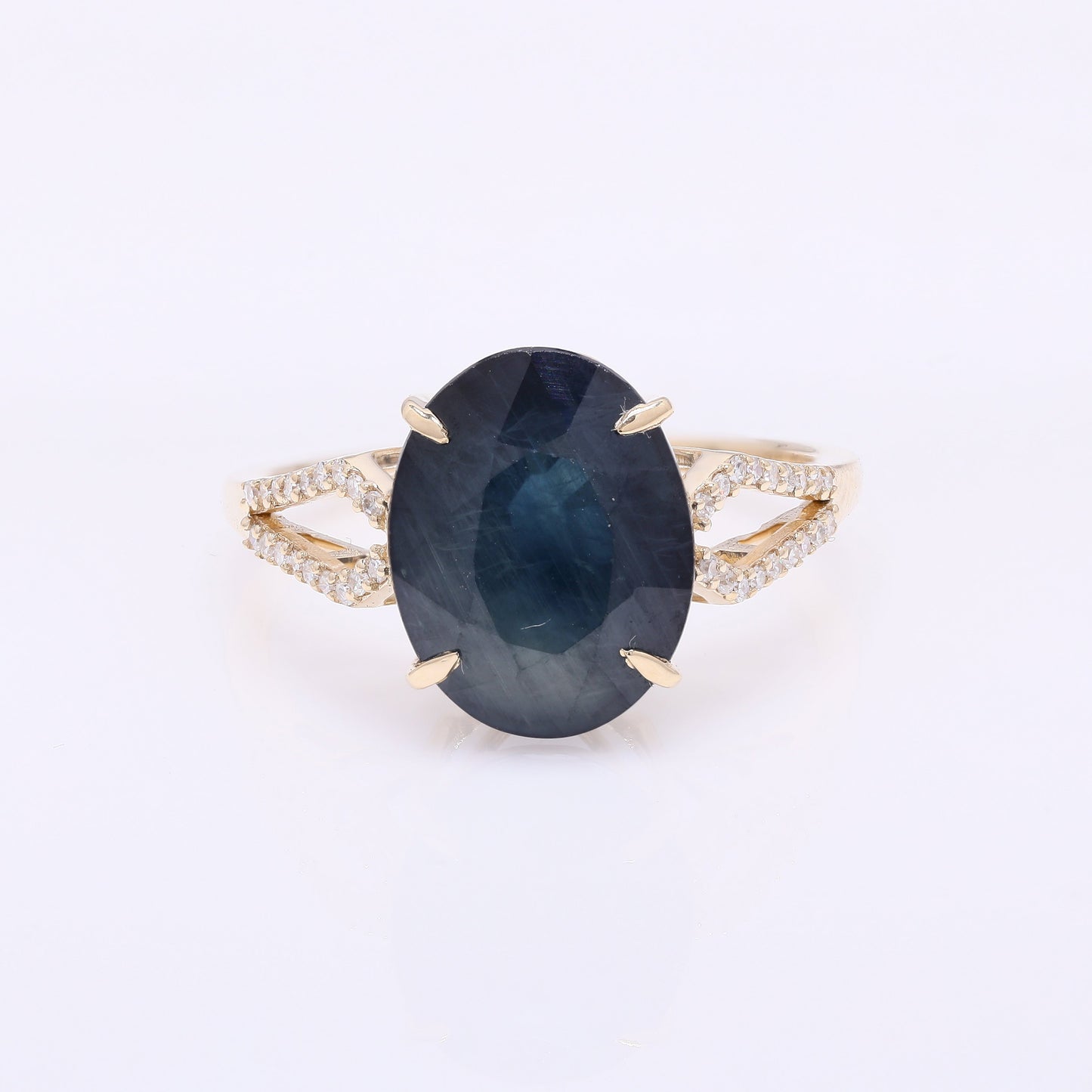 6.20 Ct Oval Mixed Cut Natural Corundum Sapphire 14K Gold Ring