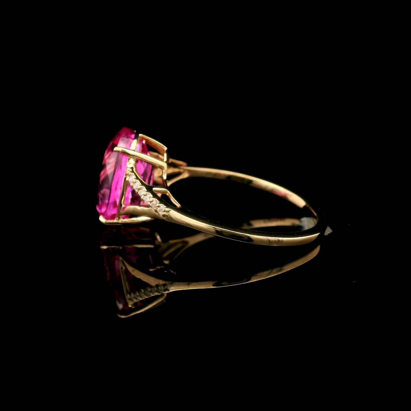 5.16 Ct Oval Mixed Cut Lab Grown Pink Sapphire 14K Gold Ring
