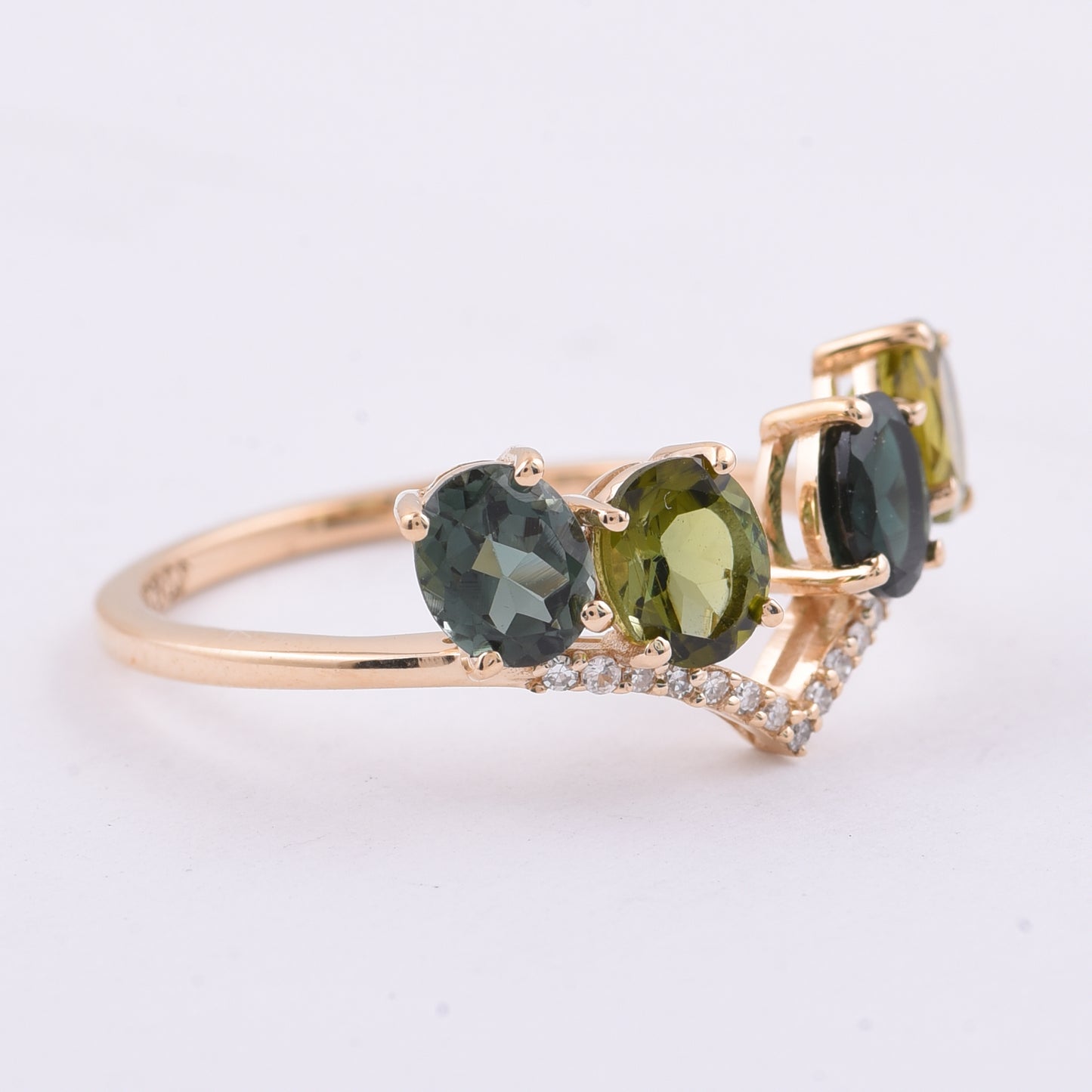 1.67 Ct Oval Natural Multi-Coloured Tourmaline 14K Gold Ring