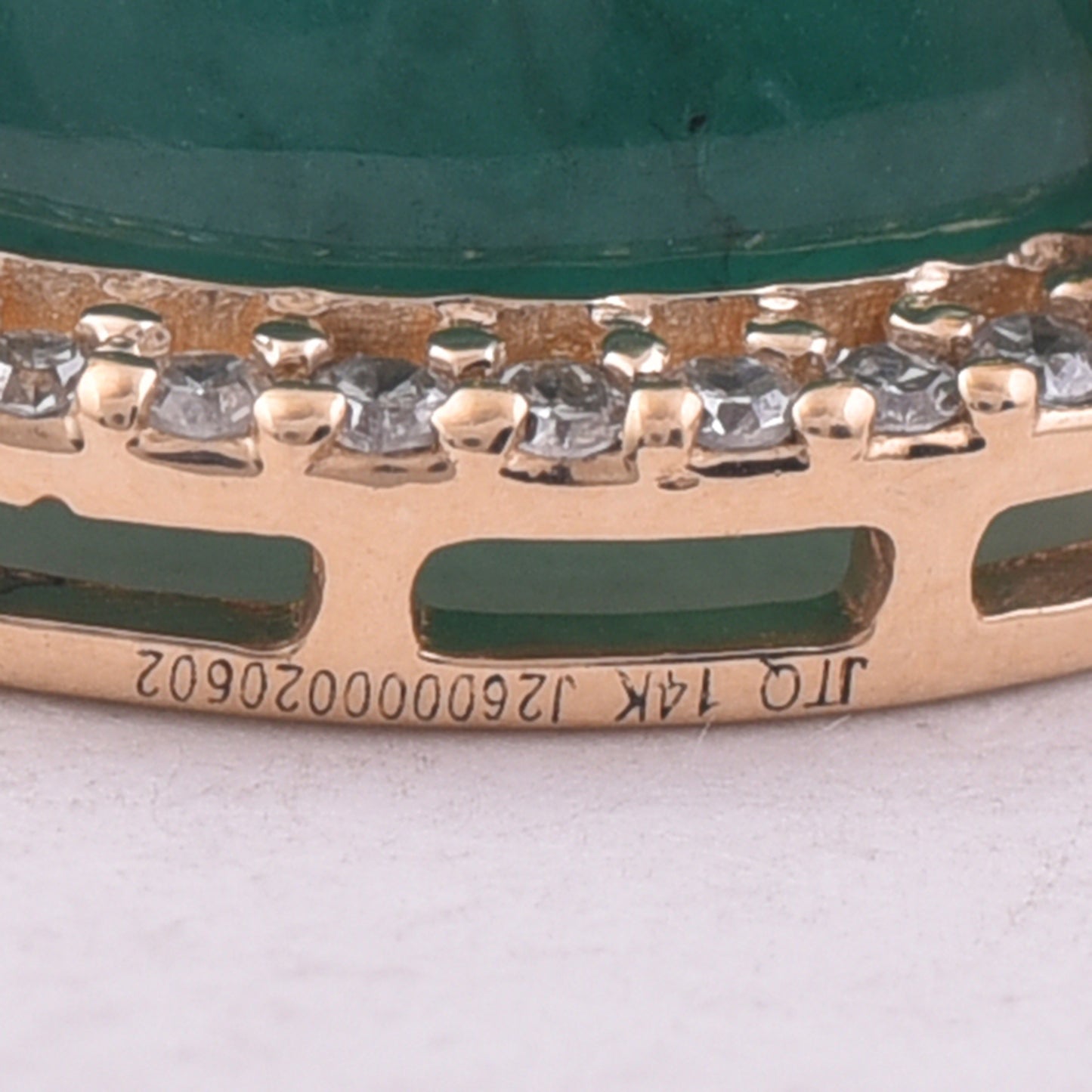 4.54 Ct Oval Cabochon Cut Natural Emerald 14K Gold Pendant