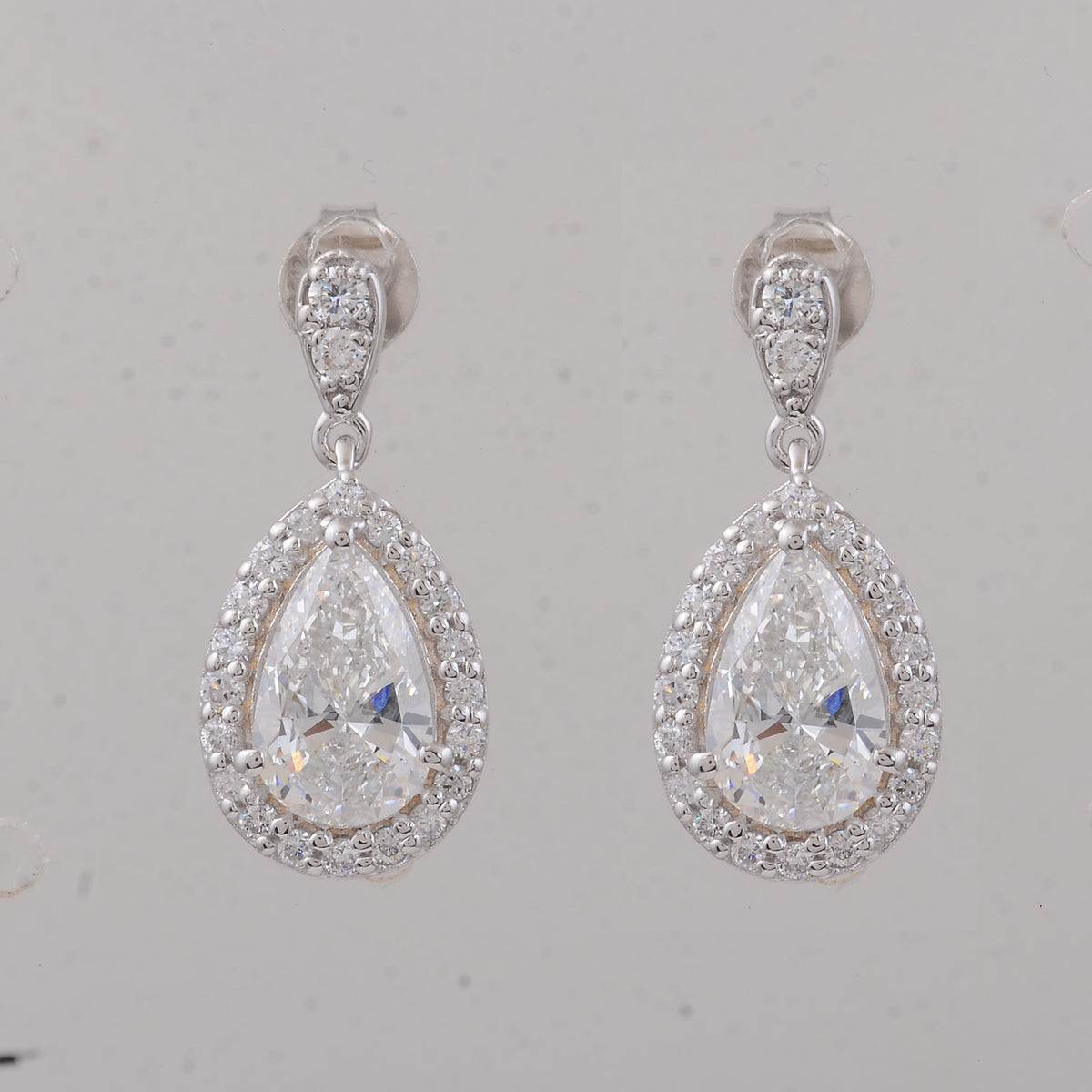 2.58 Carats Lab Grown Diamond 14K Gold Earrings