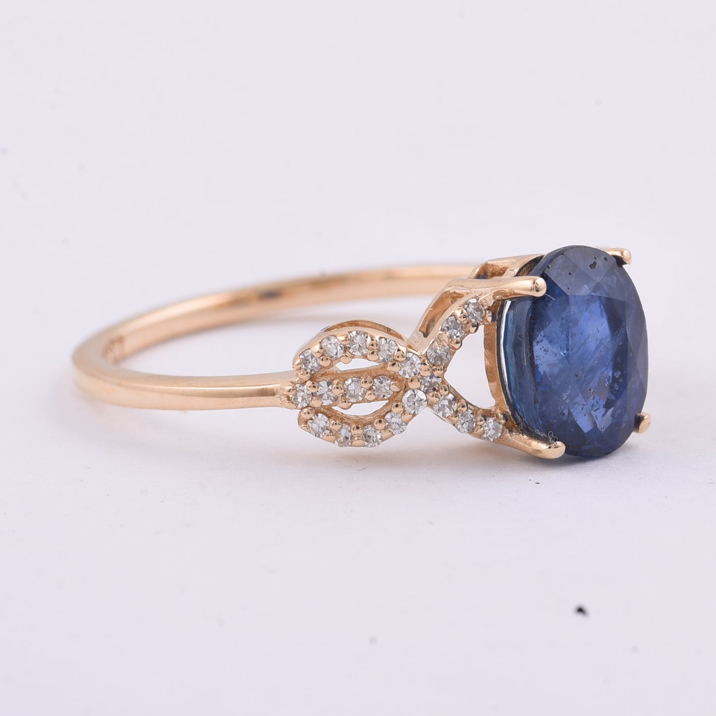 2.11 Ct Oval Natural Sapphire 14K Gold Ring