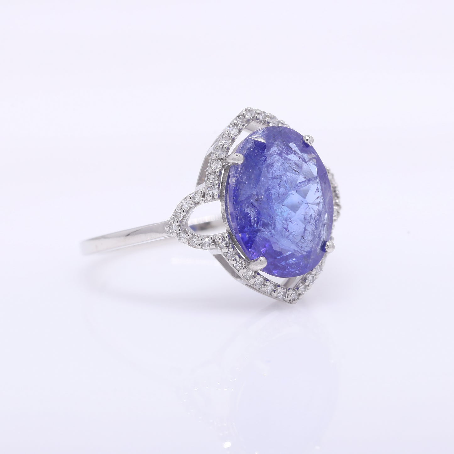3.82 Ct Oval Mixed Cut Natural Tanzanite 950 Platinum Ring