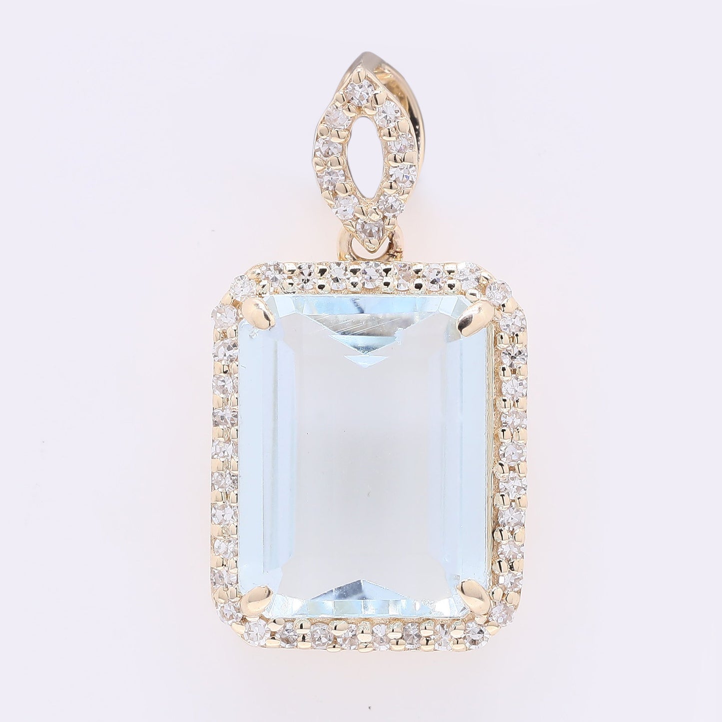 2.87 Ct Octagon Step Cut Natural Aquamarine 14K Gold Pendant