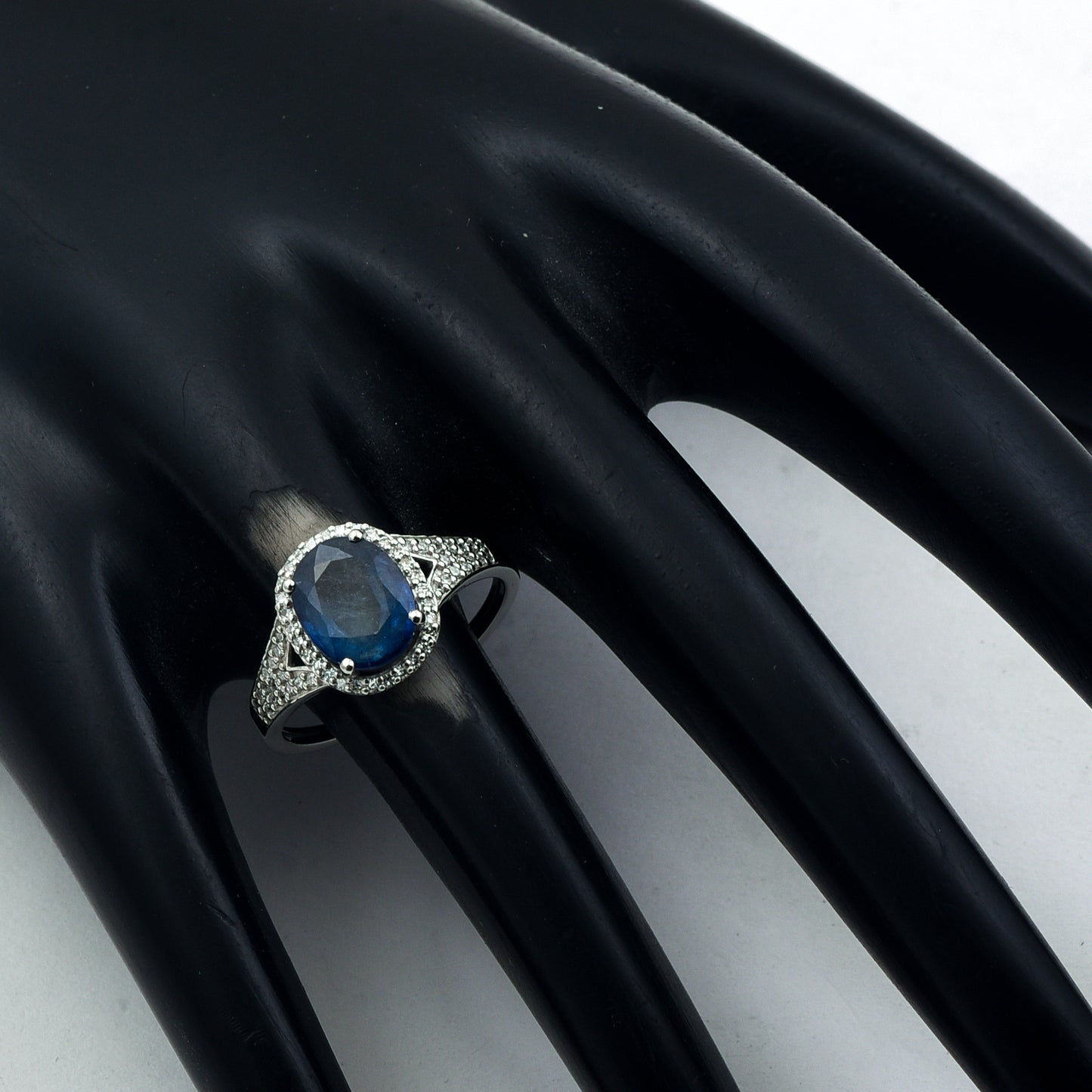 2.53 Ct Oval Mixed Cut Natural Sapphire 950 Platinum Ring