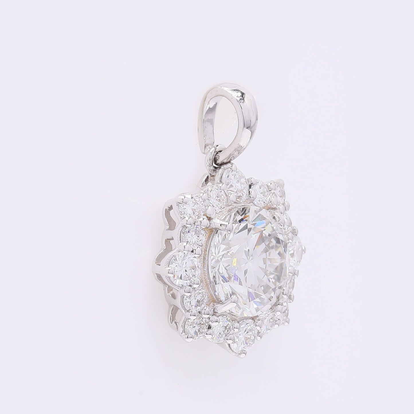 2.24 Carats Lab Grown Diamond 14K Gold Pendant