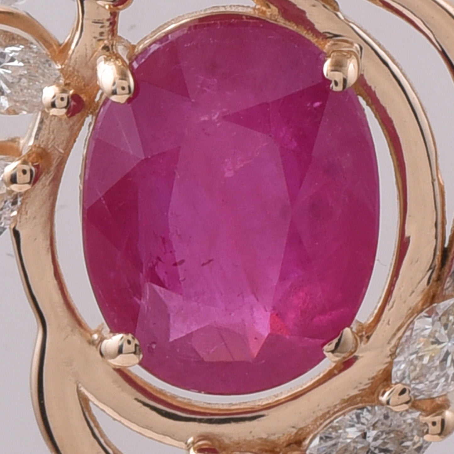 2.14 Ct Oval Mixed Cut Natural Ruby 14K Gold Pendant