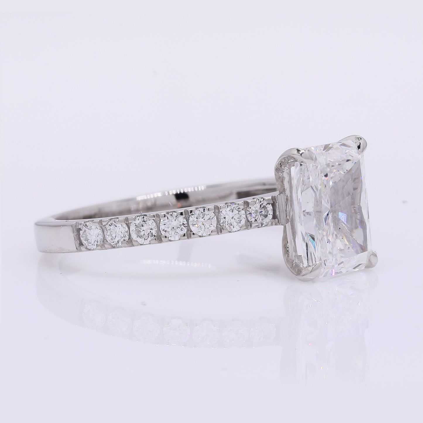 2.29 Carats Lab Grown Diamond 950 Platinum Ring