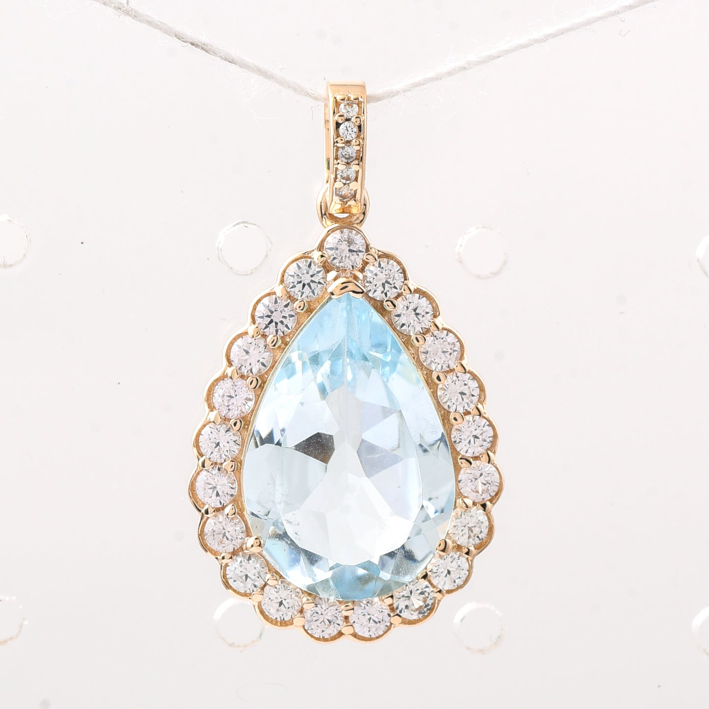 4.95 Ct Pear Aquamarine 9K Gold Pendant