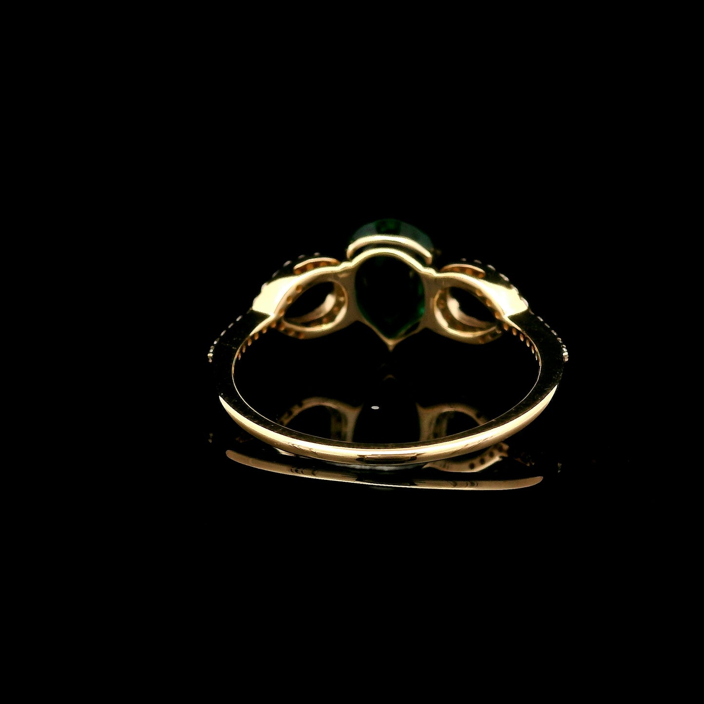 1.29 Ct Pear Mixed Cut Lab Grown Emerald 14K Gold Ring