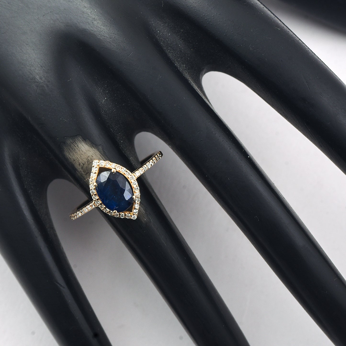1.38 Ct Oval Mixed Cut Natural Sapphire 14K Gold Ring