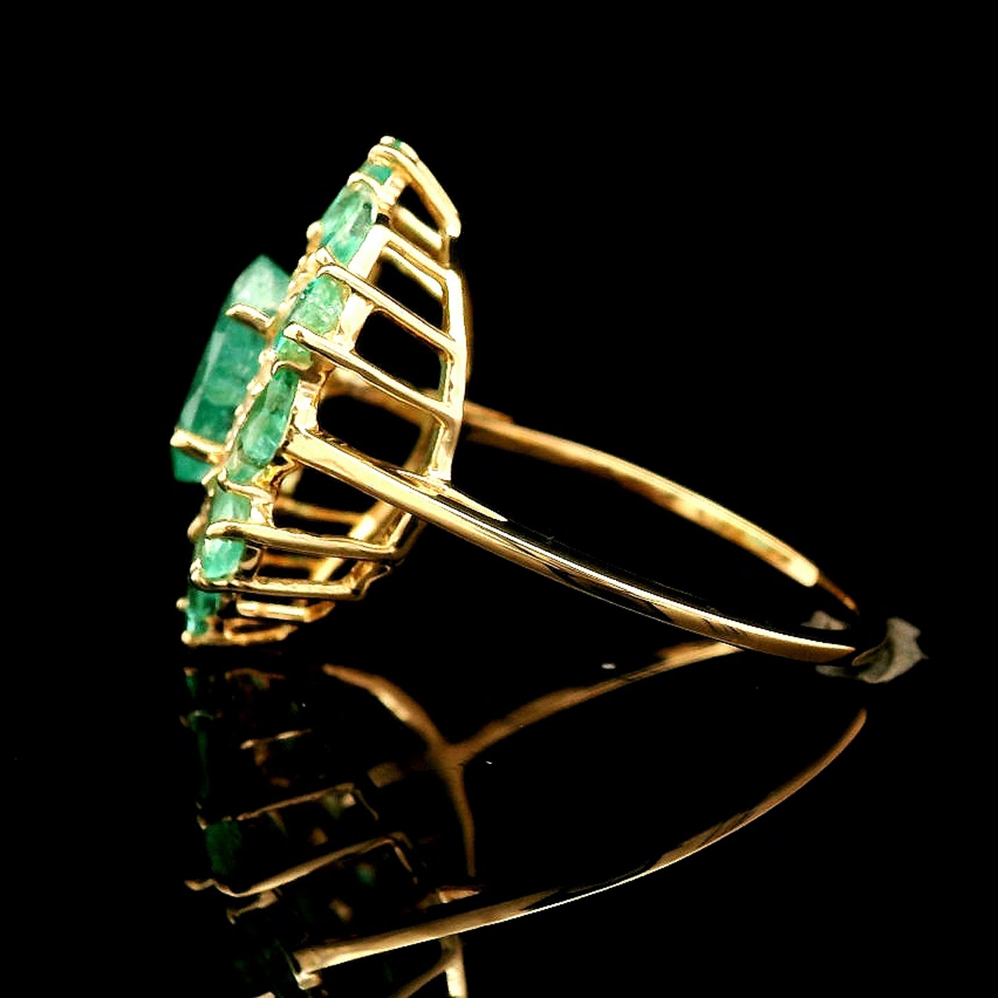2.68 Ct Oval Emerald 14K Gold Ring