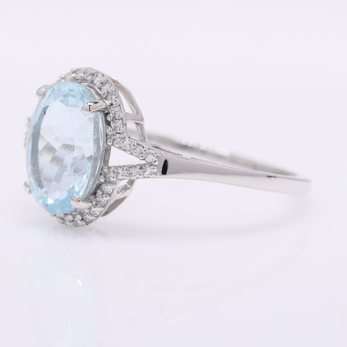 2.17 Ct Oval Mixed Cut Natural Aquamarine 950 Platinum Ring