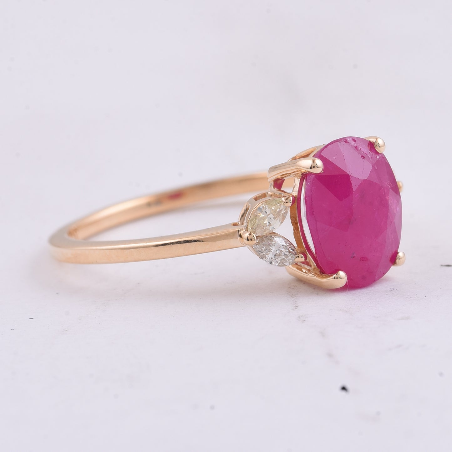 2.78 Ct Oval Natural Ruby 14K Gold Ring