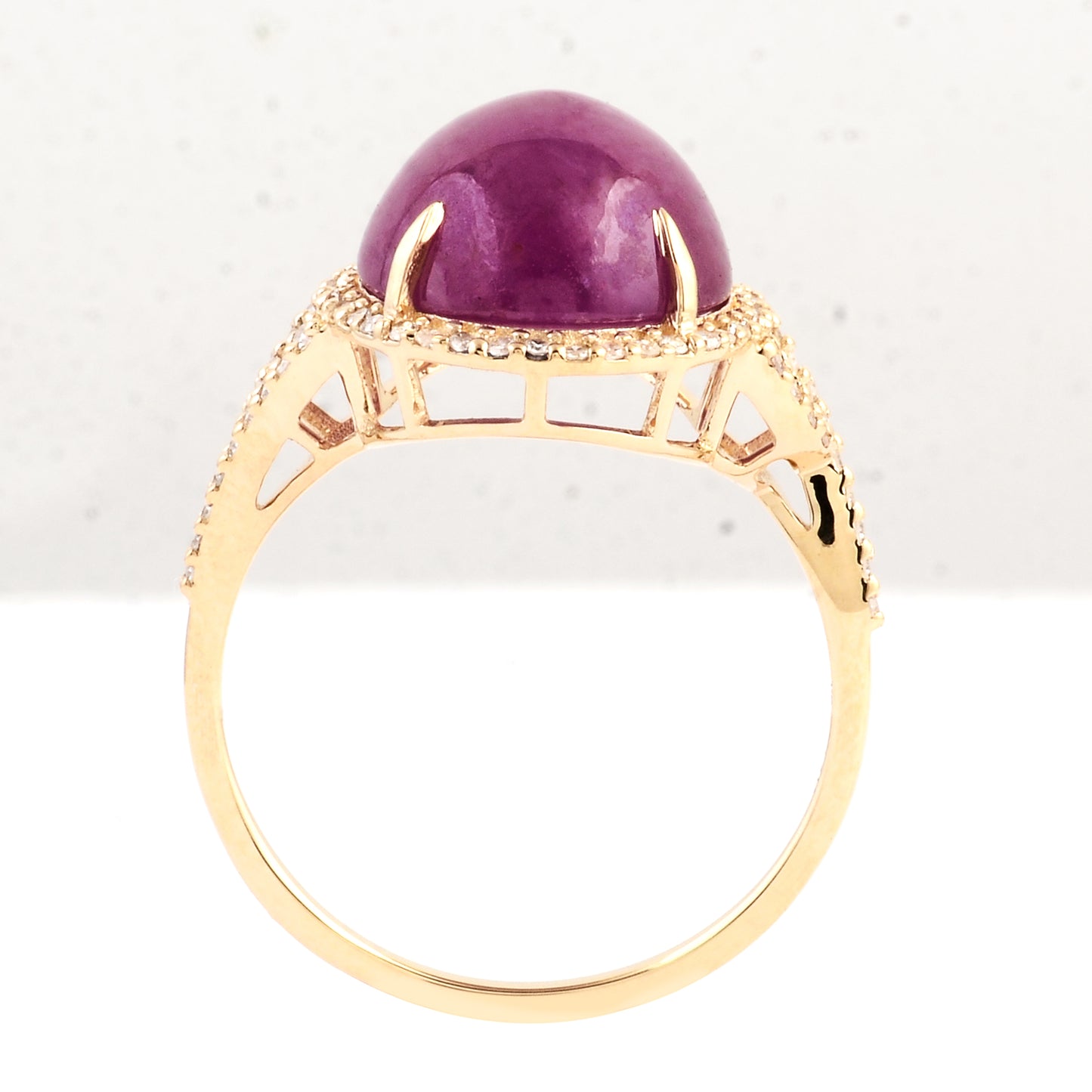 9.14 Ct Oval Cabochon Natural Corundum Ruby 14K Gold Ring