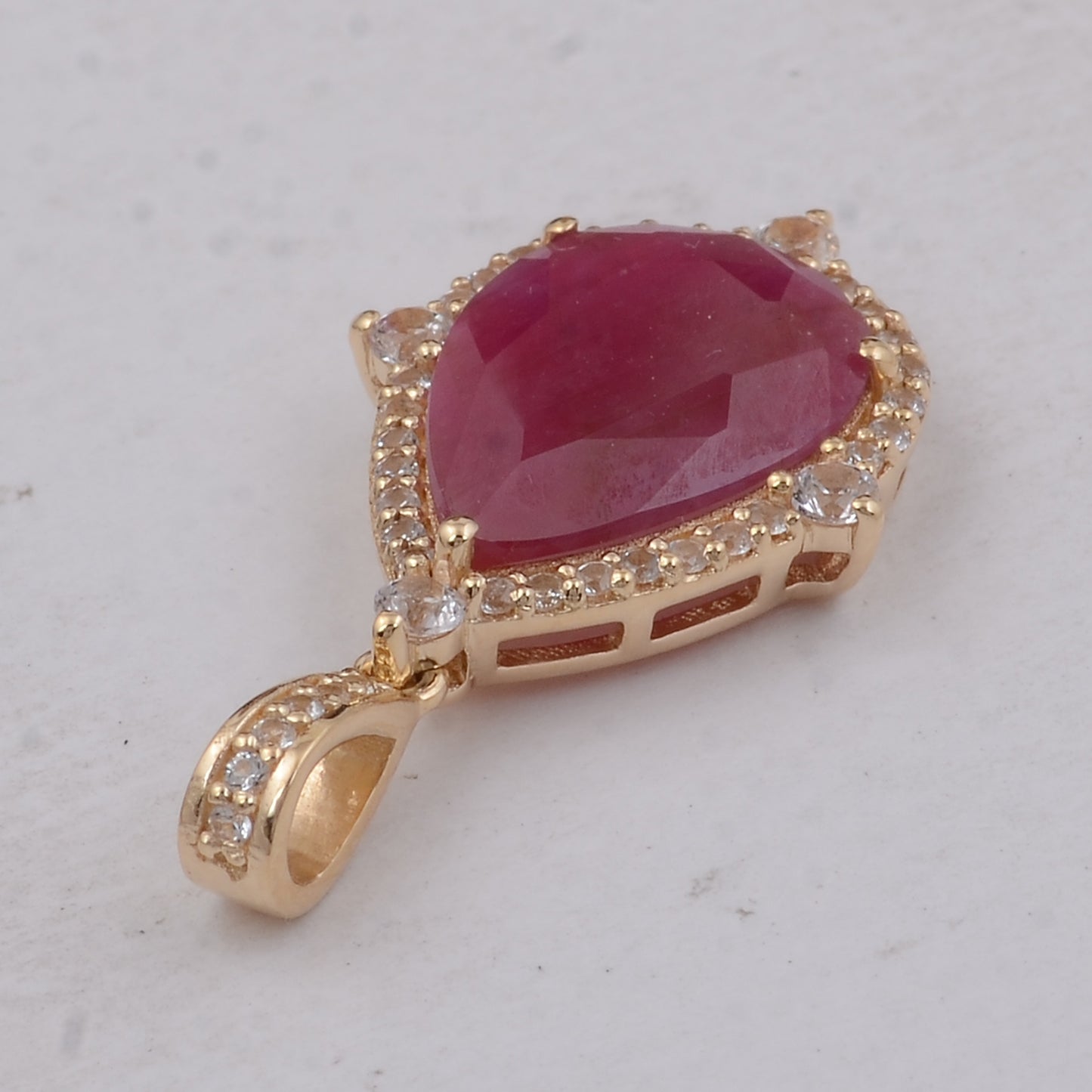 2.28 Ct Pear Ruby 9K Gold Pendant
