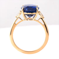 8.31 Ct Oval Blue Sapphire 18K Gold Ring