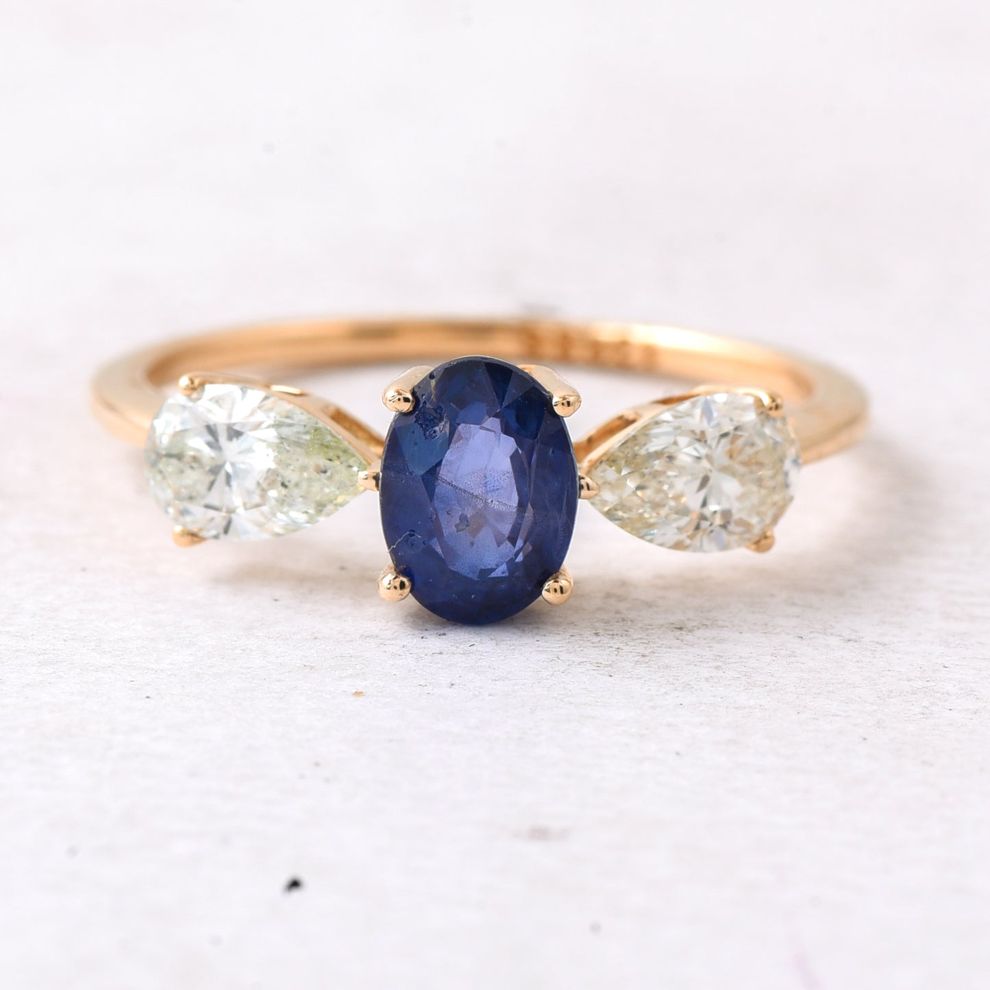 1.92 Ct Oval Mixed Cut Natural Sapphire 14K Gold Ring