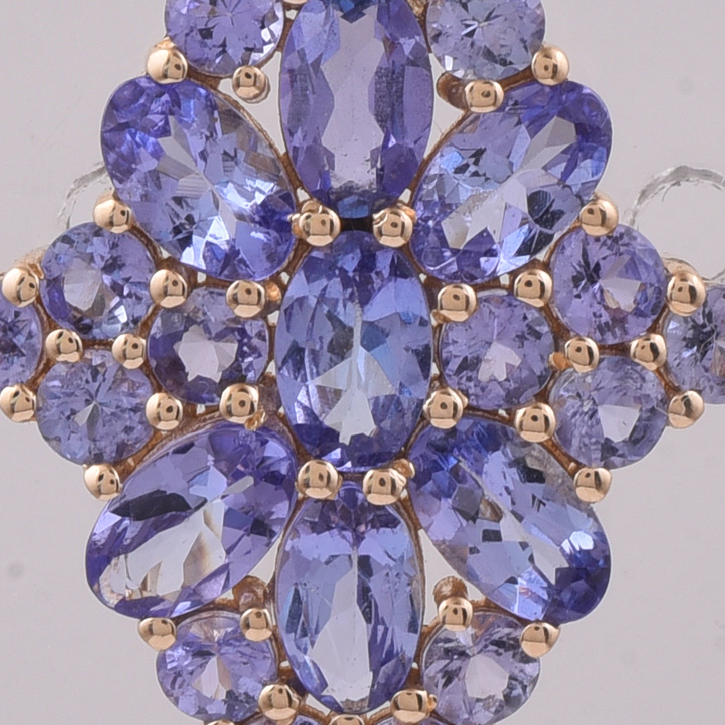 2.83 Ct Oval, Round Natural Tanzanite 14K Gold Pendant