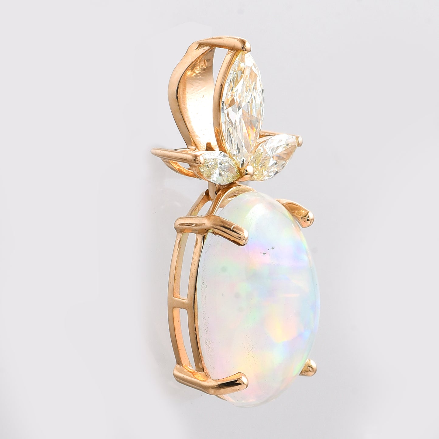 3.12 Ct Oval Cabochon Cut Natural Opal 14K Gold Pendant