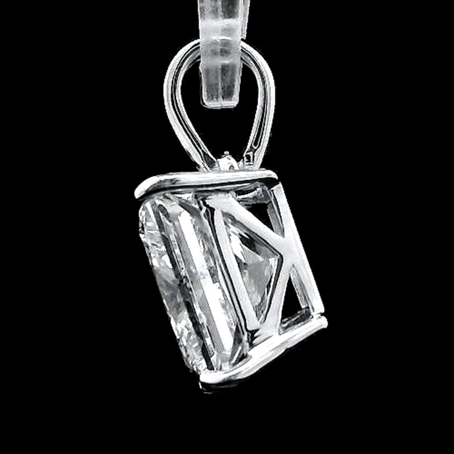 3.01 Carats Lab Grown Diamond 14K Gold Pendant