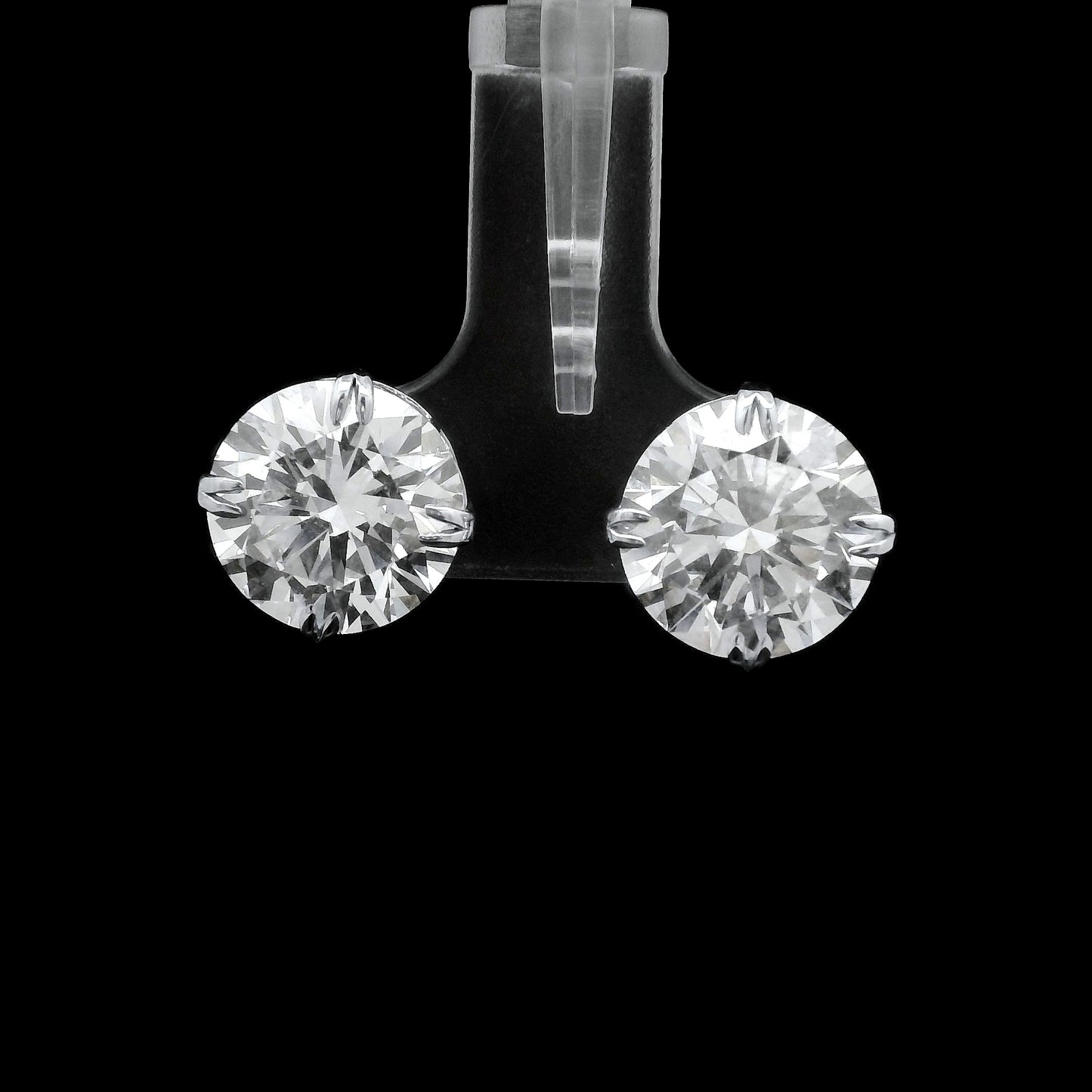 8.48 Ct Round Lab Grown Diamond 14K Gold Earrings