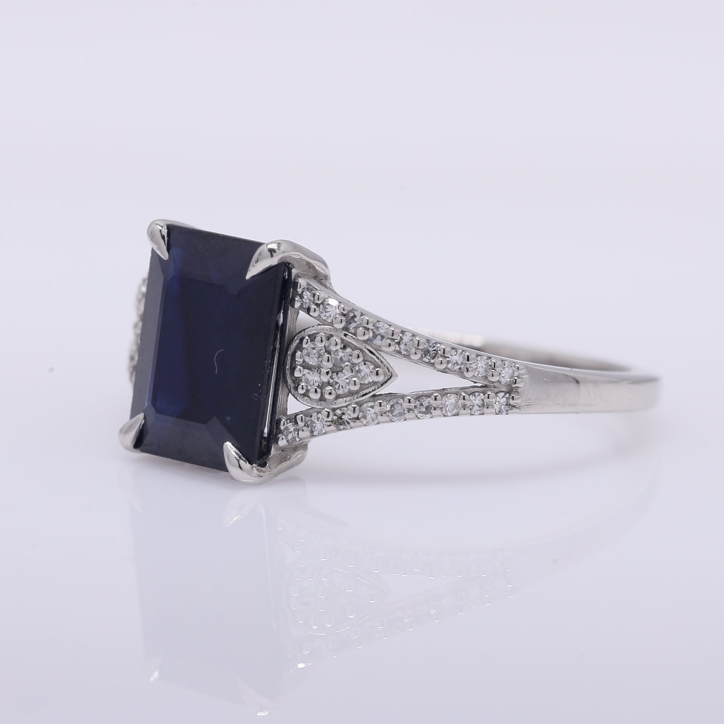 2.60 Ct Octagon Step Cut Natural Sapphire 950 Platinum Ring