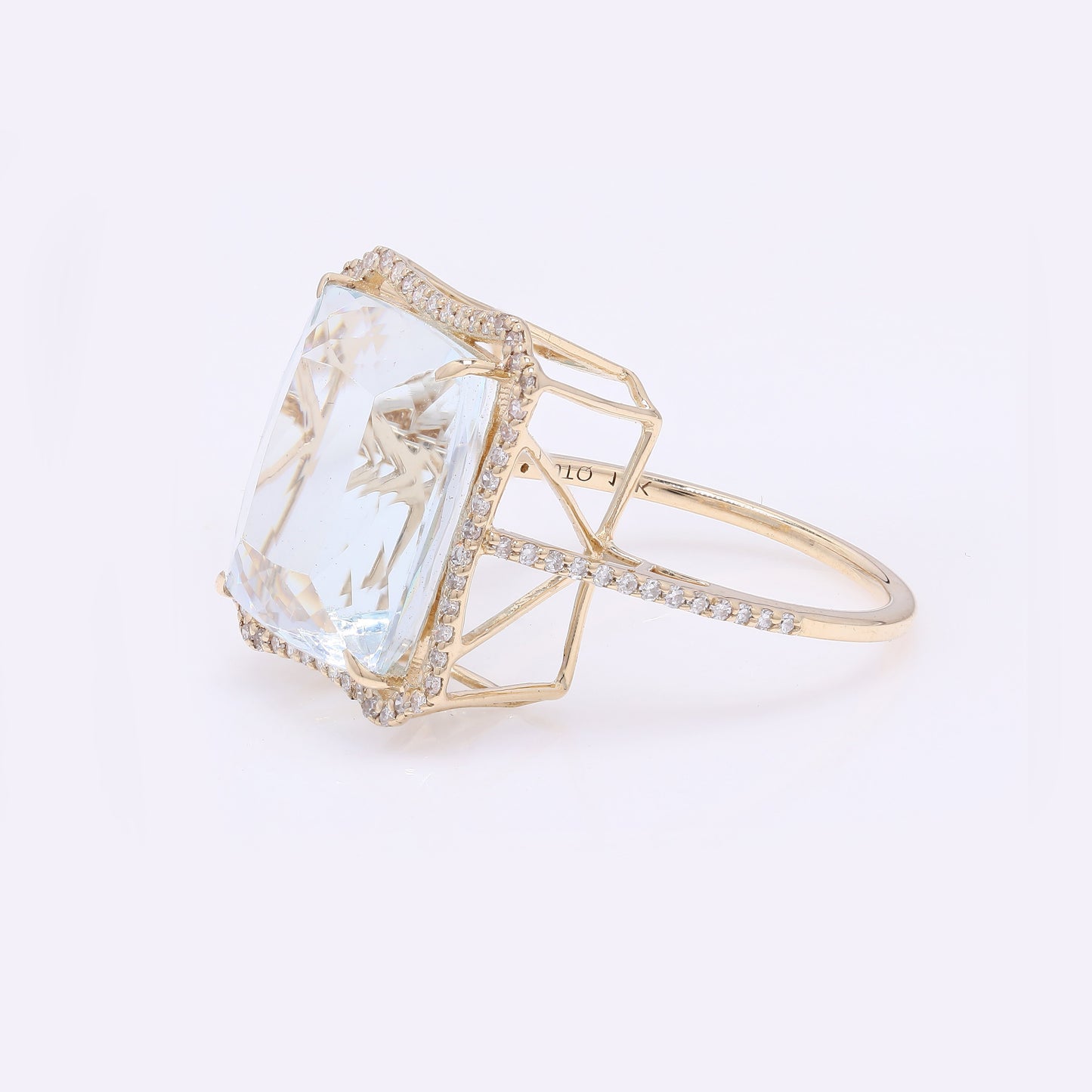 8.67 Ct Rectangular Cushion Mixed Cut Natural Beryl Aquamarine 14K Gold Ring