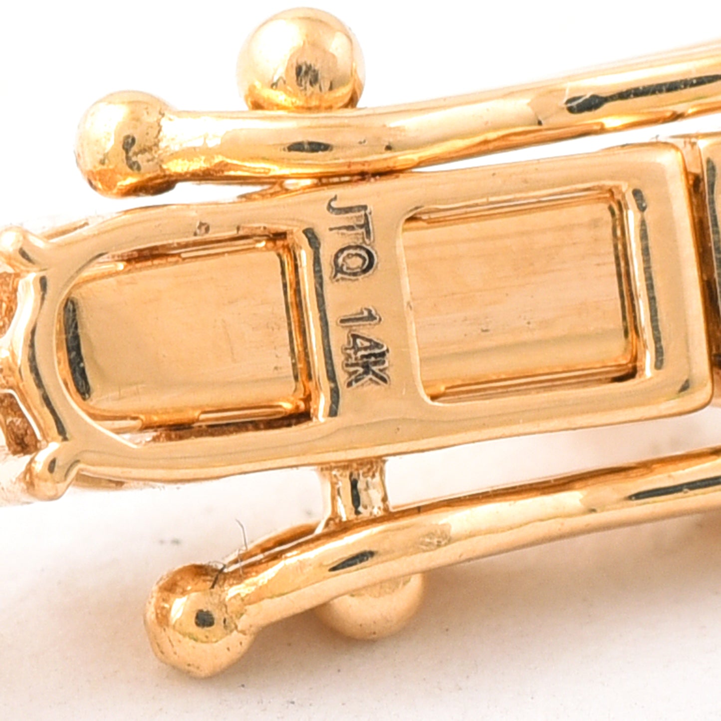 13.90 Ct Natural Emerald 14K Gold Bracelet