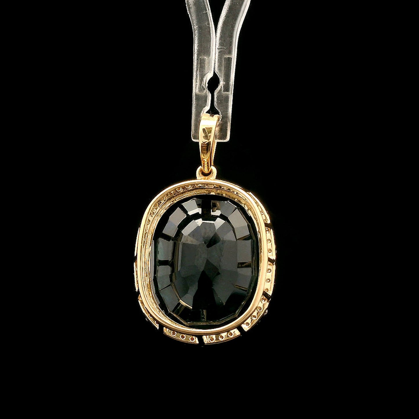 12.08 Ct Oval Mixed Cut Natural Sapphire 14K Gold Pendant