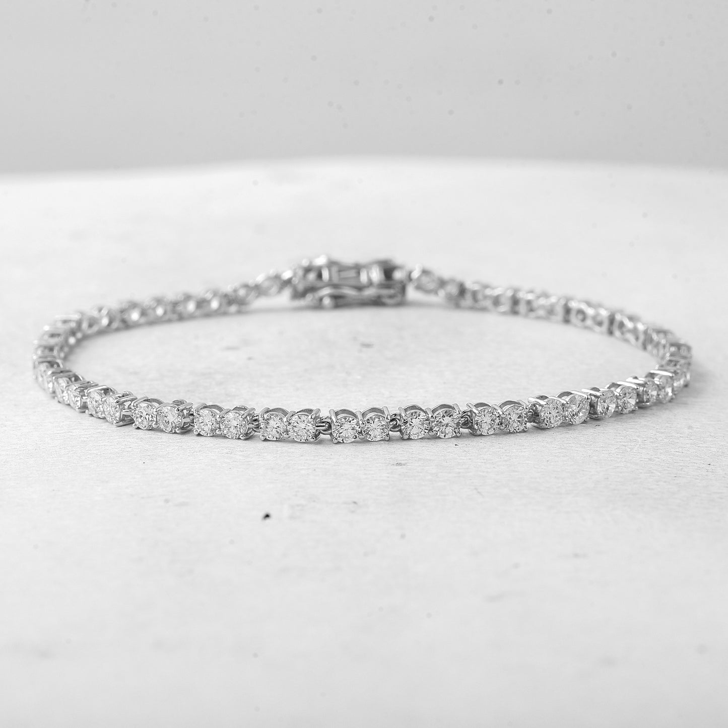 3.23 Ct Round Lab Grown Diamond 14K Gold Bracelet