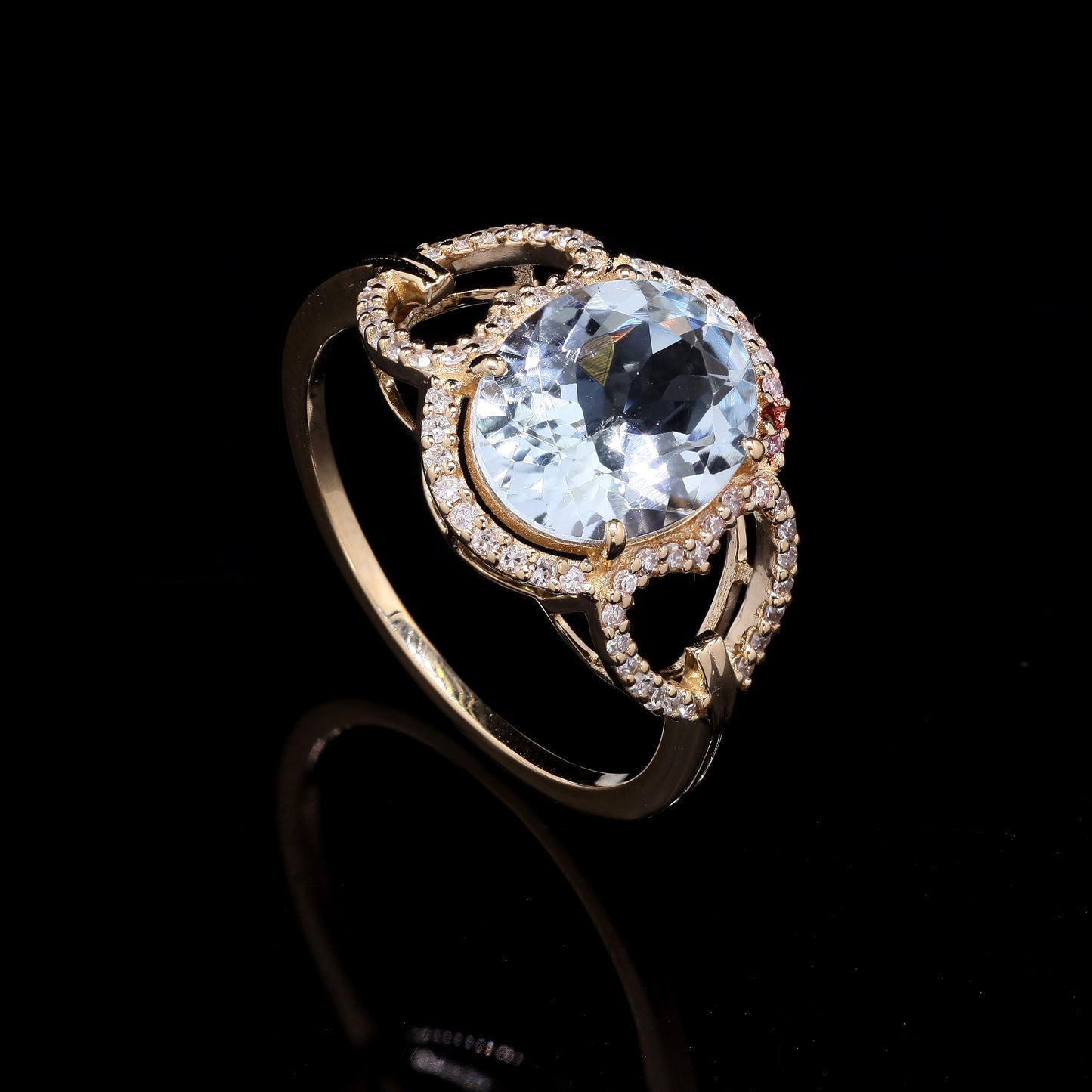 2.32 Ct Oval Mixed Cut Natural Beryl Aquamarine 14K Gold Ring