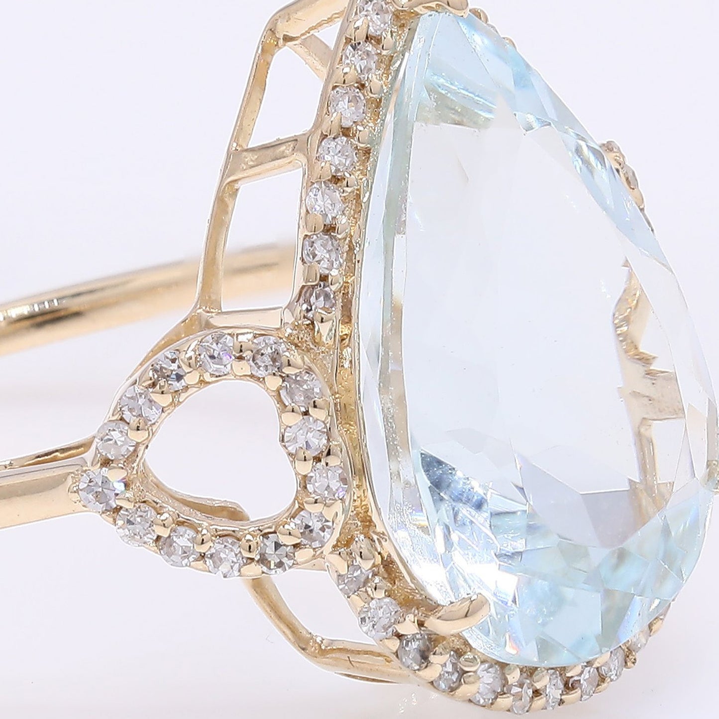 3.87 Ct Pear Mixed Cut Natural Beryl Aquamarine 14K Gold Ring