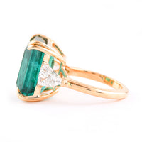 18.99 Ct Octagonal Step Cut Natural Beryl Emerald 18K Gold Ring