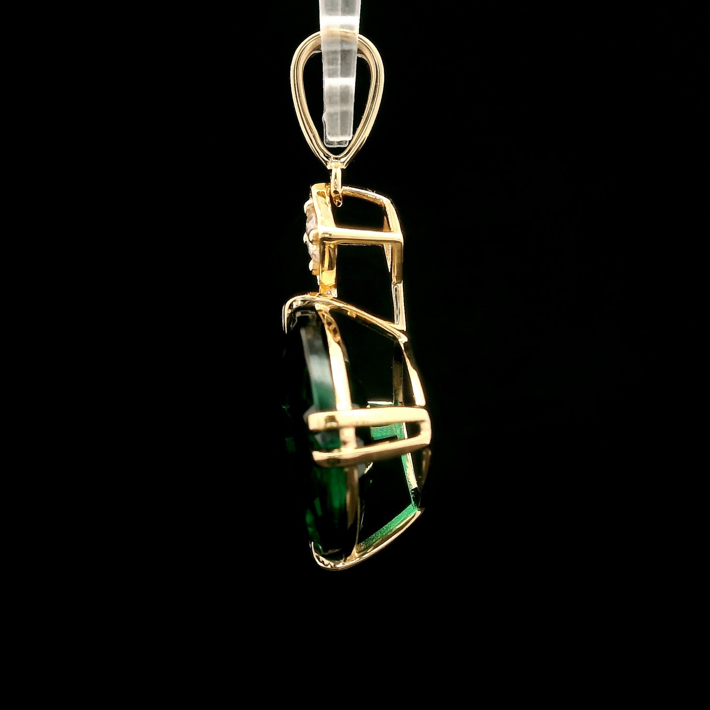 7.21 Ct Cushion Mixed Cut Lab Grown Emerald 14K Gold Pendant