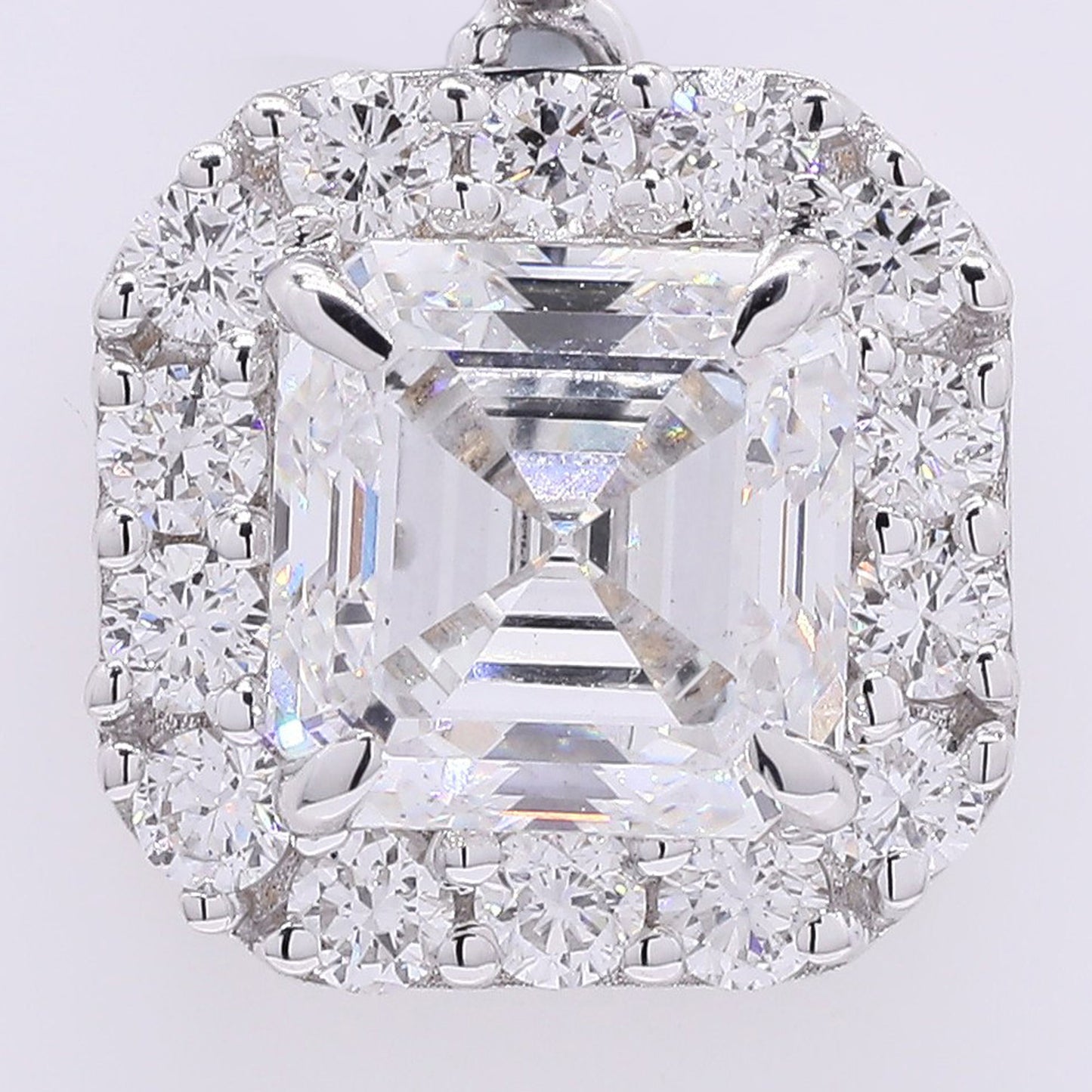 2.32 Carats Lab Grown Diamond 14K Gold Pendant