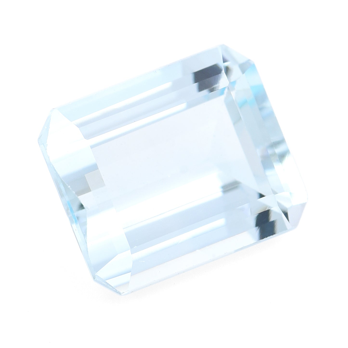 4.15 Natural Beryl Aquamarine Emerald Cut Gemstone
