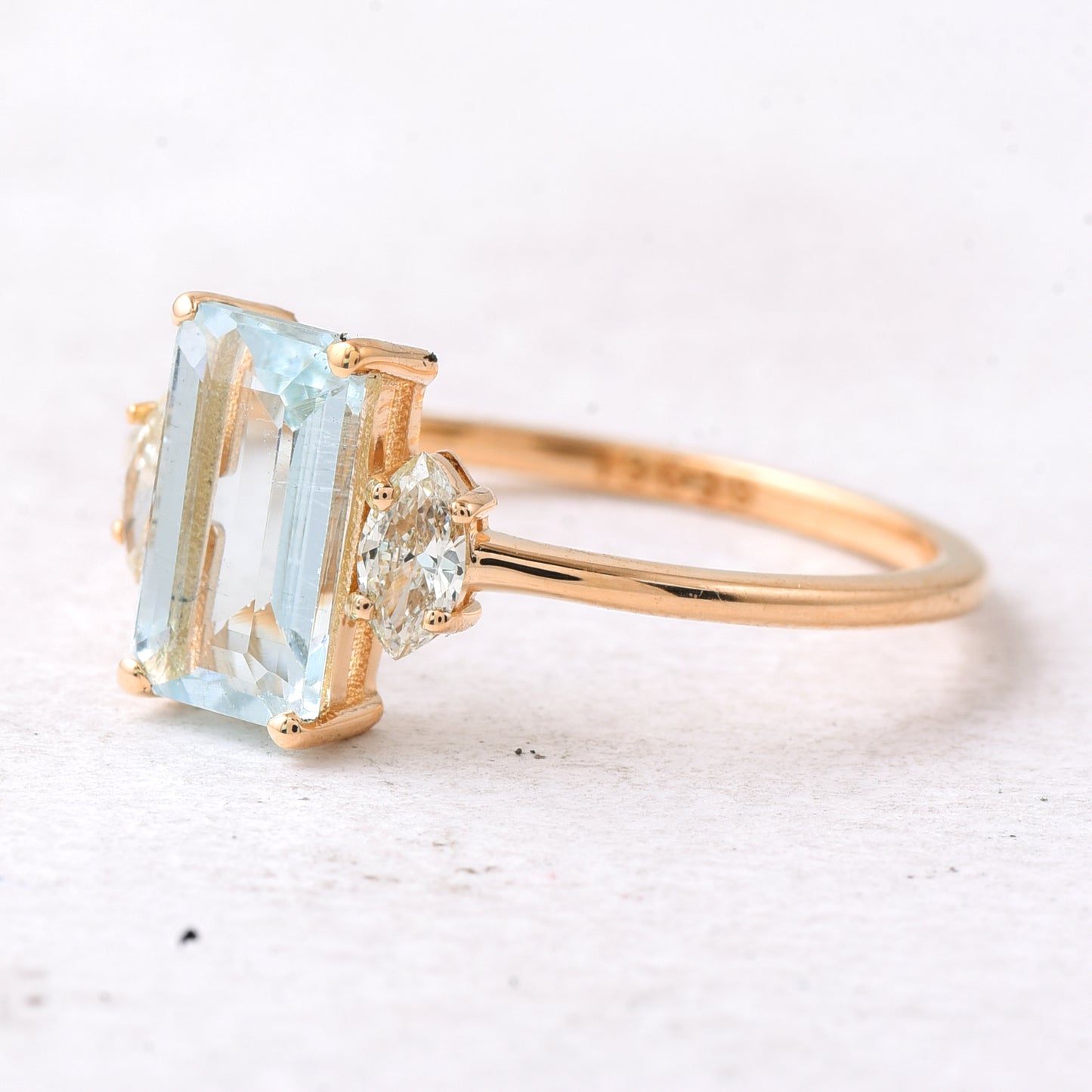 1.37 Ct Octagon Step Cut Natural Aquamarine 14K Gold Ring