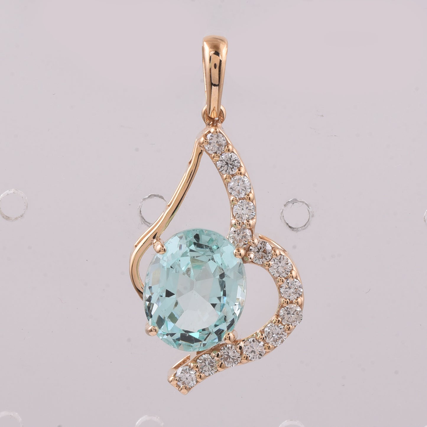 3.54 Ct Oval Natural Emerald 14K Gold Pendant