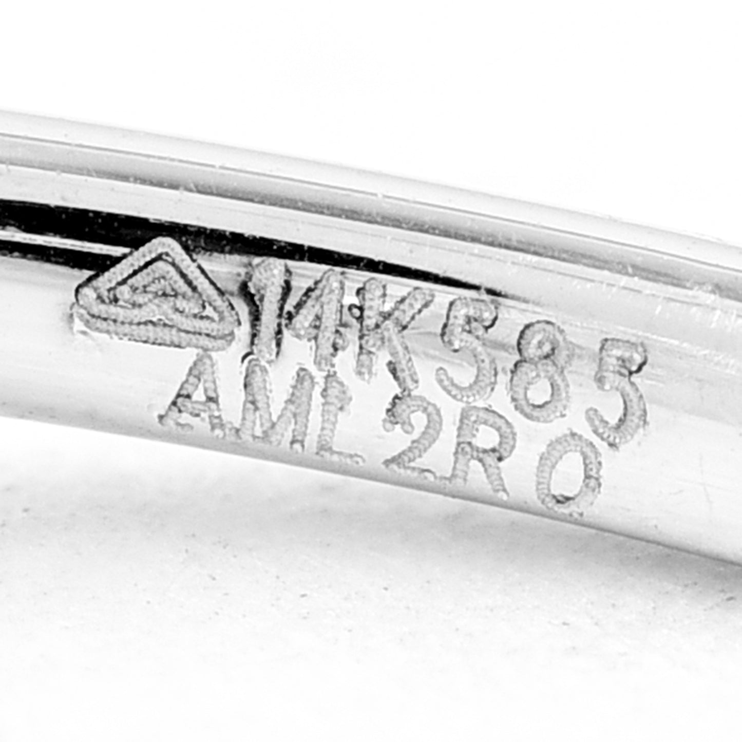 2.24 Ct Oval Brilliant Lab Grown Diamond 14K Gold Ring