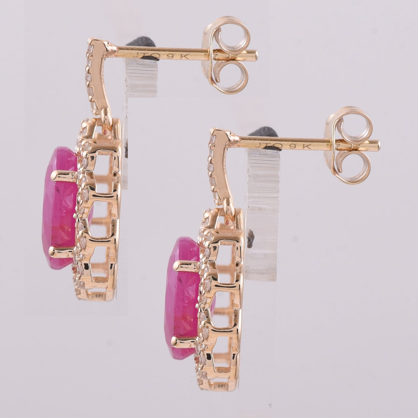 4.58 Ct Oval Ruby 9K Gold Earrings