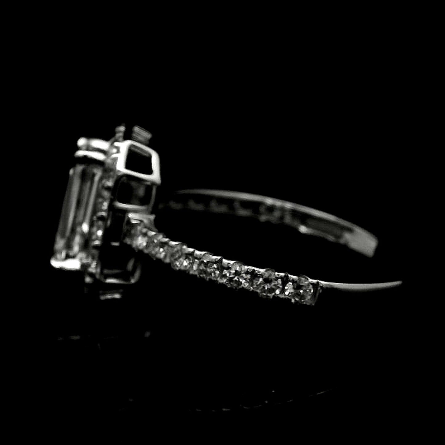1.92 Carats Lab Grown Diamond 14K Gold Ring